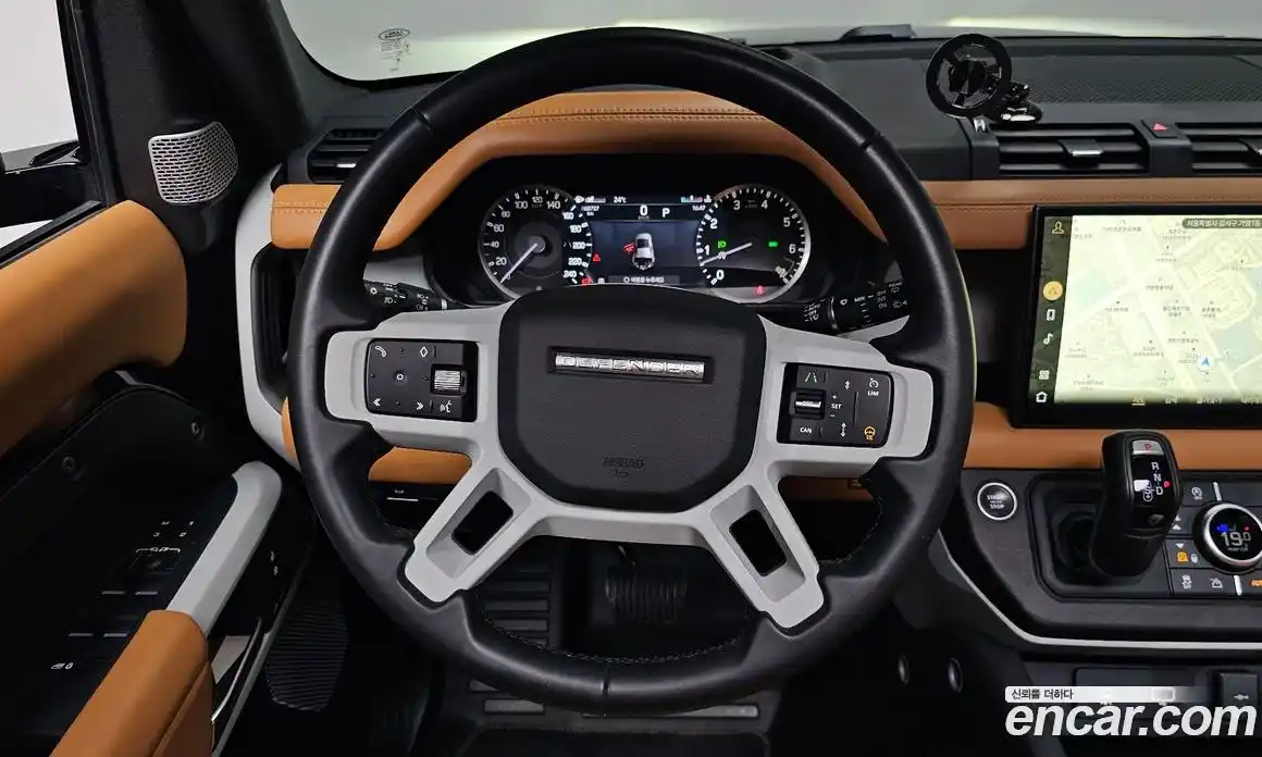 Land Rover Defender 2023 3.0 автомат (гидро), фото 18