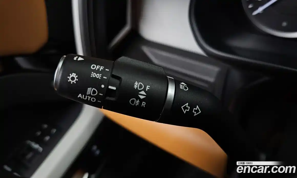 Land Rover Defender 2023 3.0 автомат (гидро), фото 29