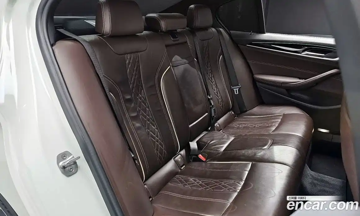 BMW 5 серия 2021 2.0 автомат (гидро), фото 18