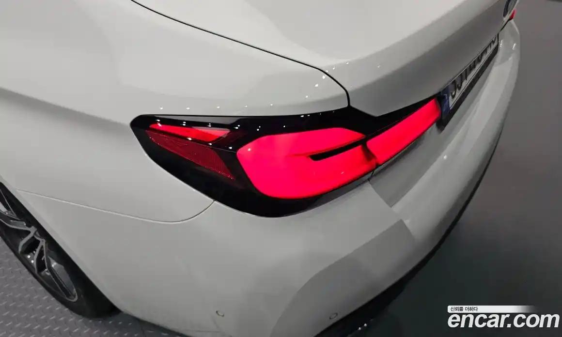 BMW 5 серия 2021 2.0 автомат (гидро), фото 9