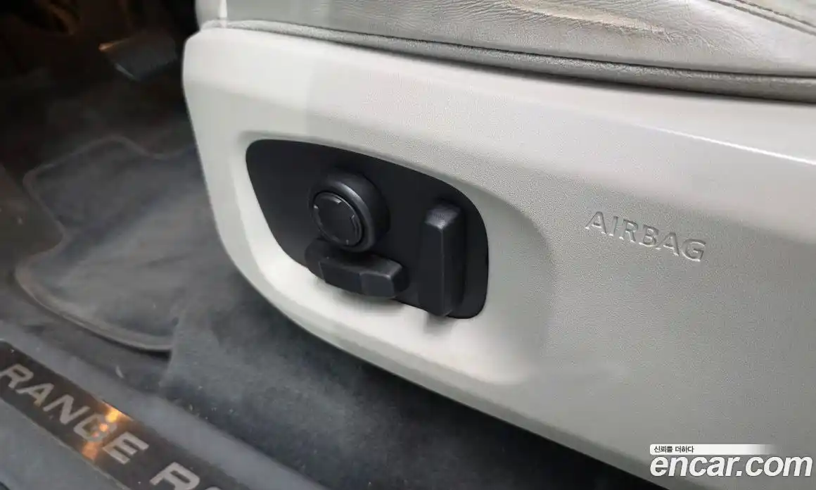 Land Rover Range Rover Evoque 2015 2.0 автомат (гидро), фото 31