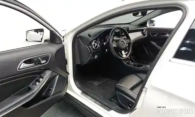Mercedes-Benz GLA-Class 2019 2.0 гидро, миниатюра 12