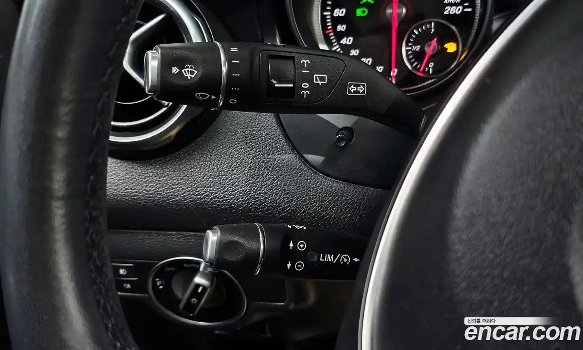Mercedes-Benz GLA-Class 2019 2.0 гидро, фото 18 Mercedes-Benz GLA-Class 2019 2.0 гидро, фото 18