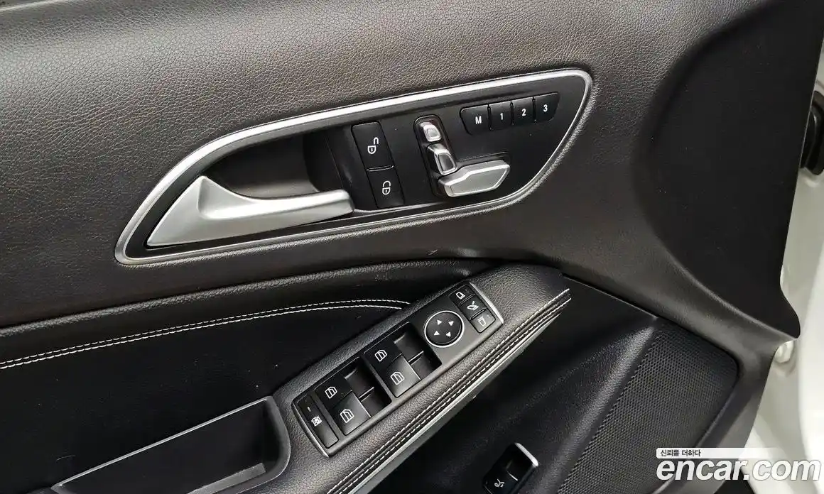 Mercedes-Benz GLA-Class 2019 2.0 гидро, фото 24 Mercedes-Benz GLA-Class 2019 2.0 гидро, фото 24
