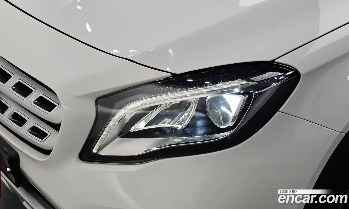 Mercedes-Benz GLA-Class 2019 2.0 гидро, фото 7 Mercedes-Benz GLA-Class 2019 2.0 гидро, фото 7