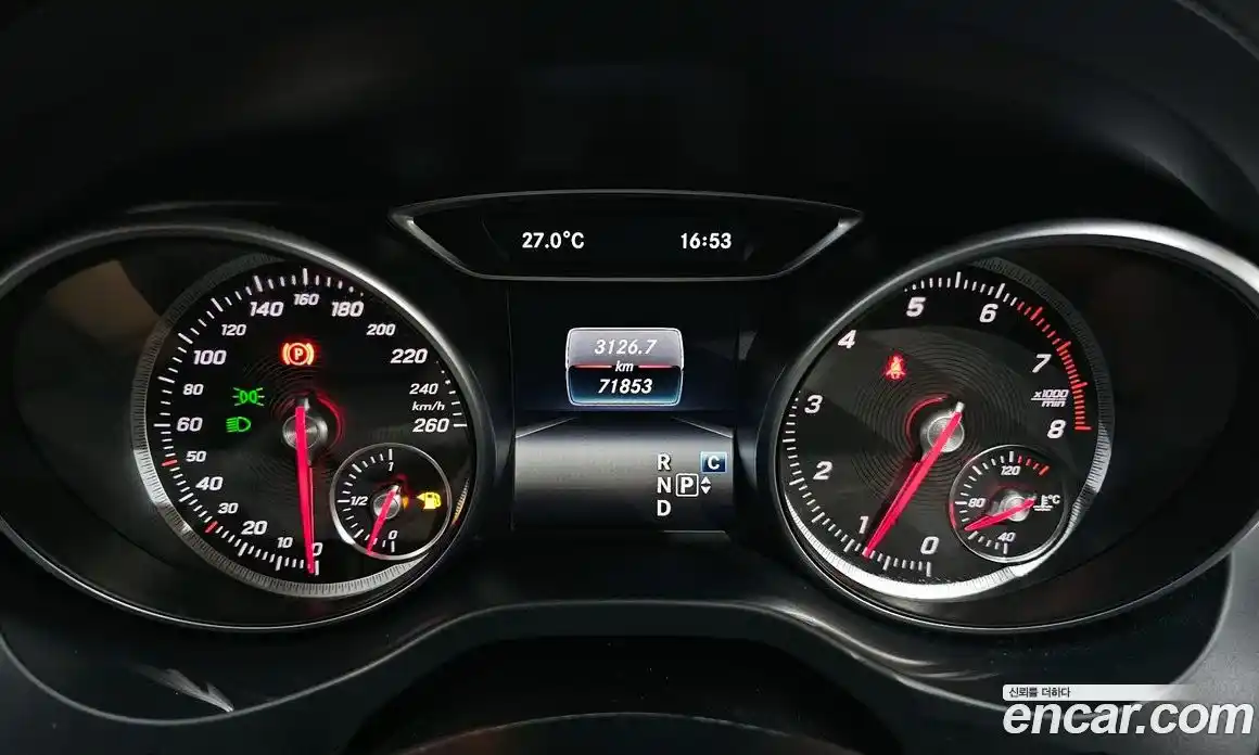 Mercedes-Benz GLA-Class 2019 2.0 гидро, фото 10 Mercedes-Benz GLA-Class 2019 2.0 гидро, фото 10