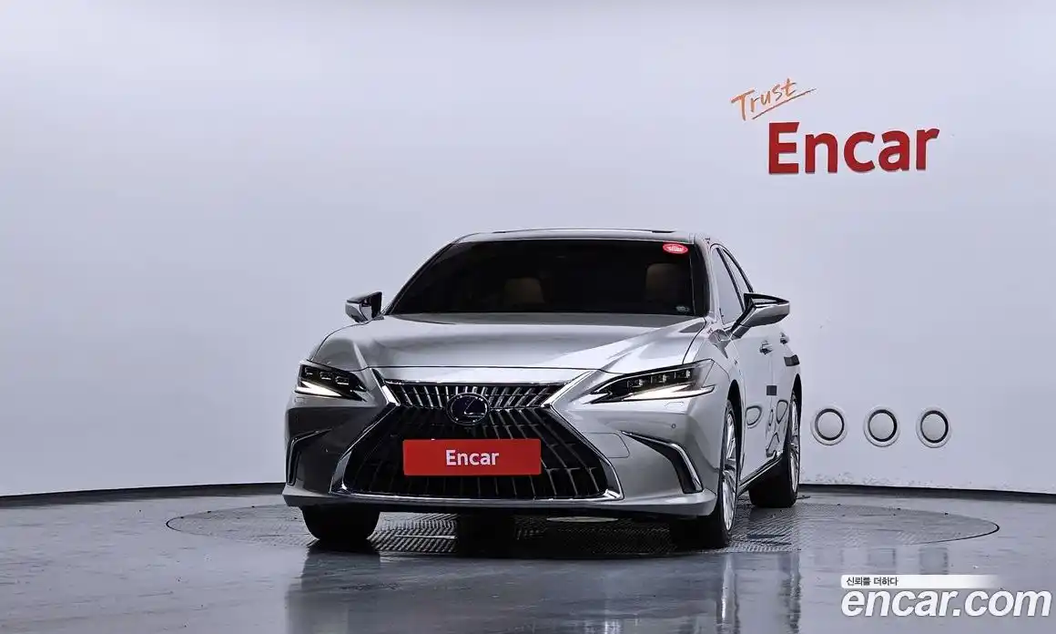 Lexus ES 2022 2.5 гидро, фото 3