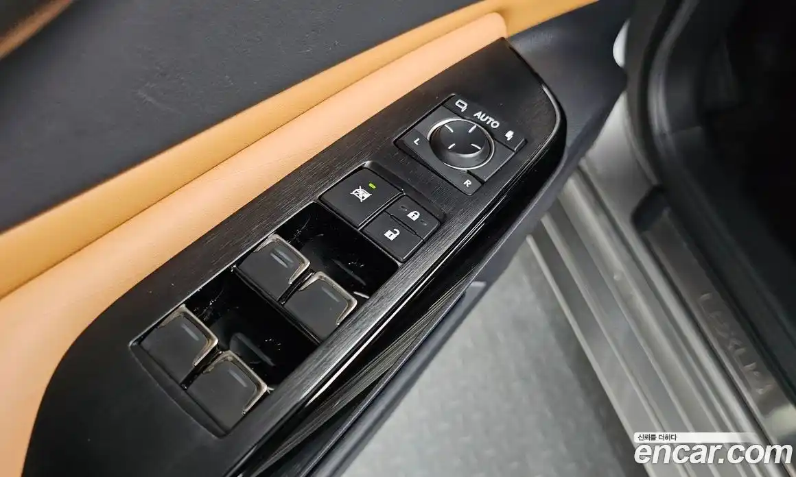 Lexus ES 2022 2.5 гидро, фото 39