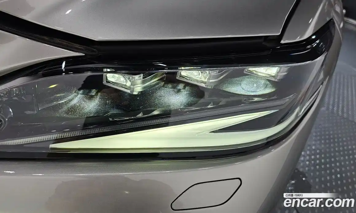Lexus ES 2022 2.5 гидро, фото 8