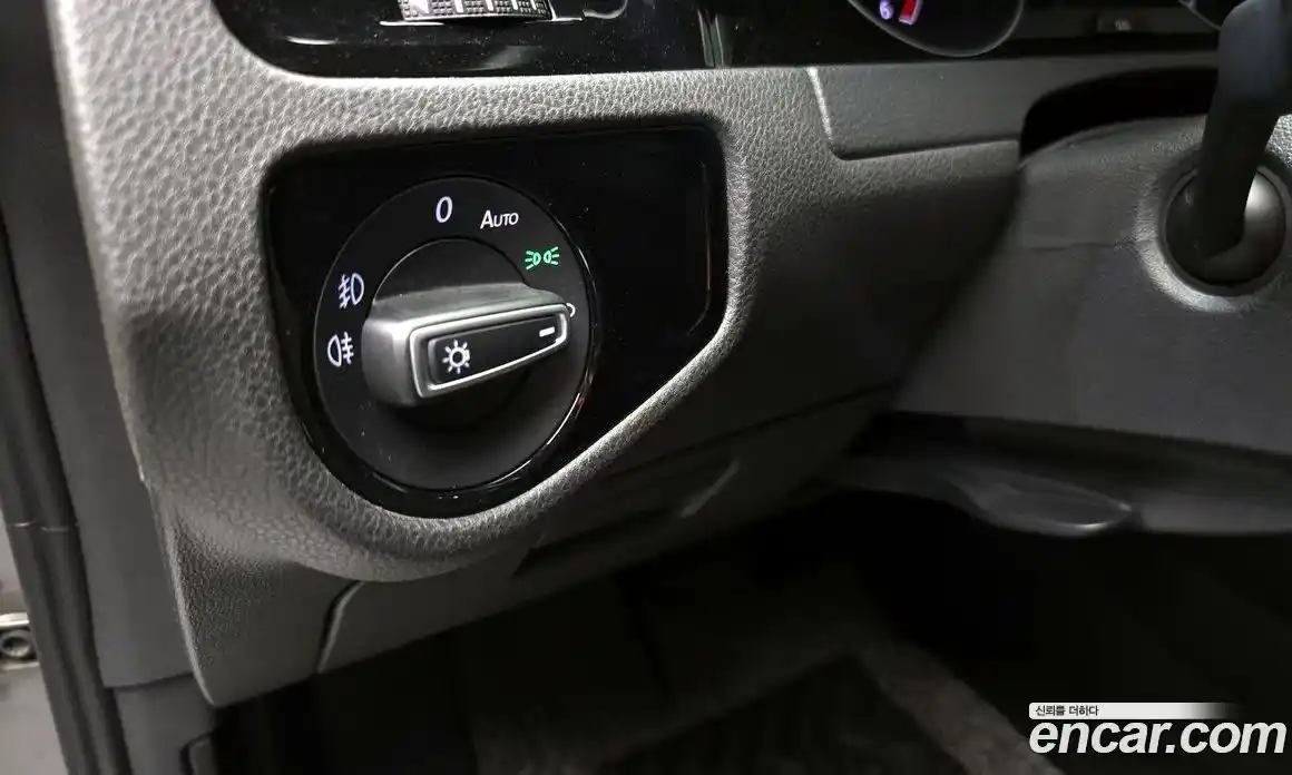 Volkswagen Golf 2015 2.0 автомат (гидро), фото 18