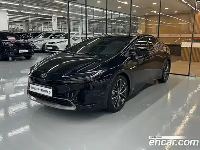 Toyota Prius, 2023