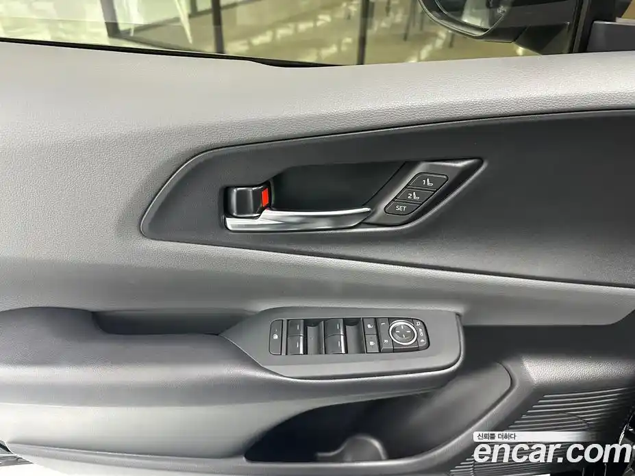 Toyota Prius 2023 2.0 вариатор, фото 17