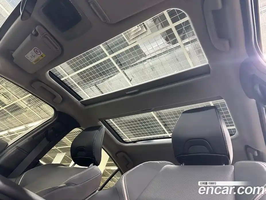 Toyota Prius 2023 2.0 вариатор, фото 19