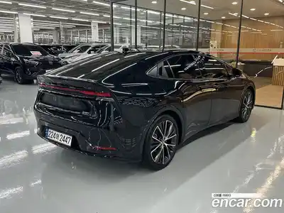 Toyota Prius 2023 2.0 вариатор, миниатюра 2