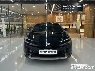 Toyota Prius 2023 2.0 вариатор, миниатюра 3