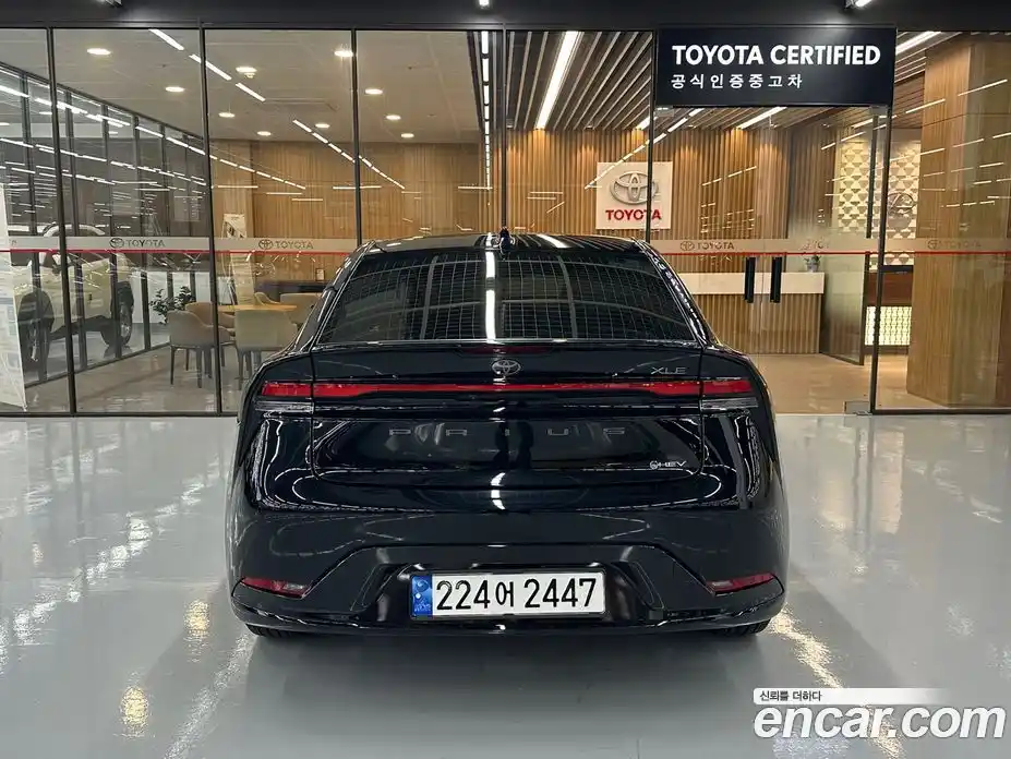 Toyota Prius 2023 2.0 вариатор, фото 4