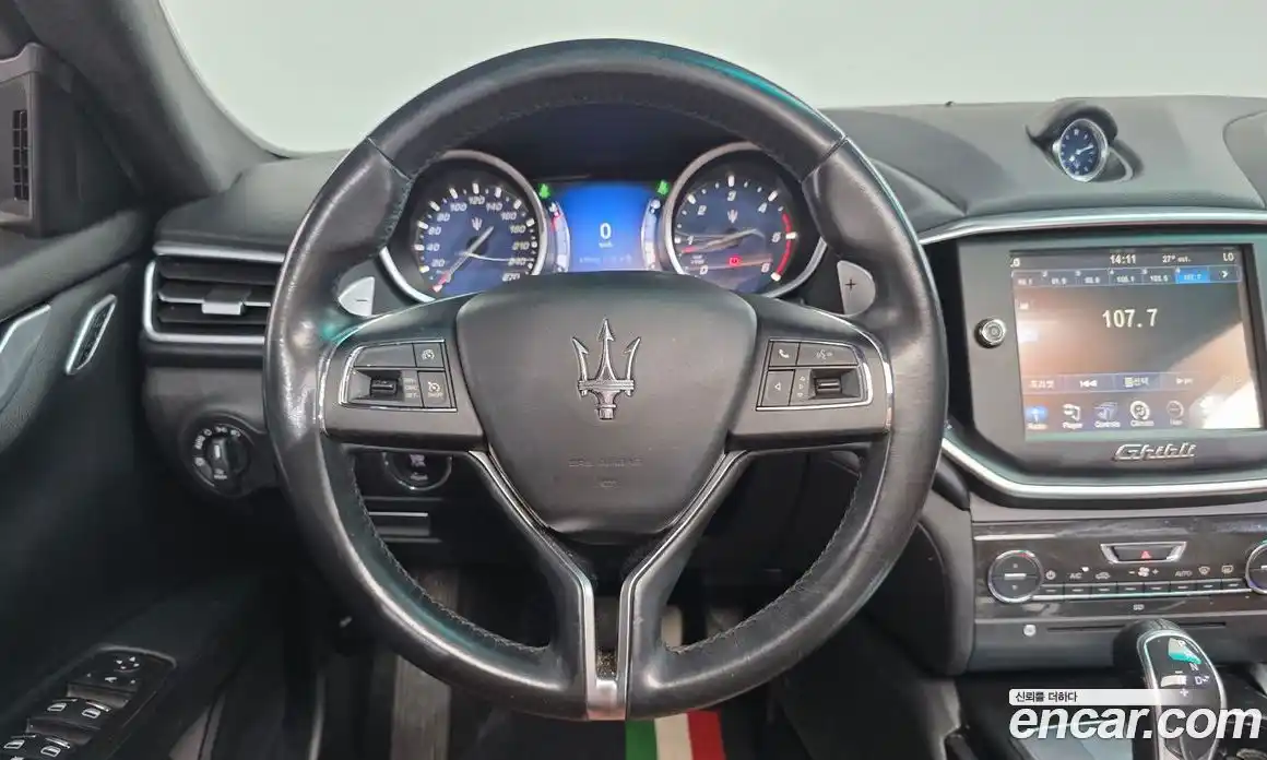 Maserati Ghibli 2014 3.0 гидро, фото 13