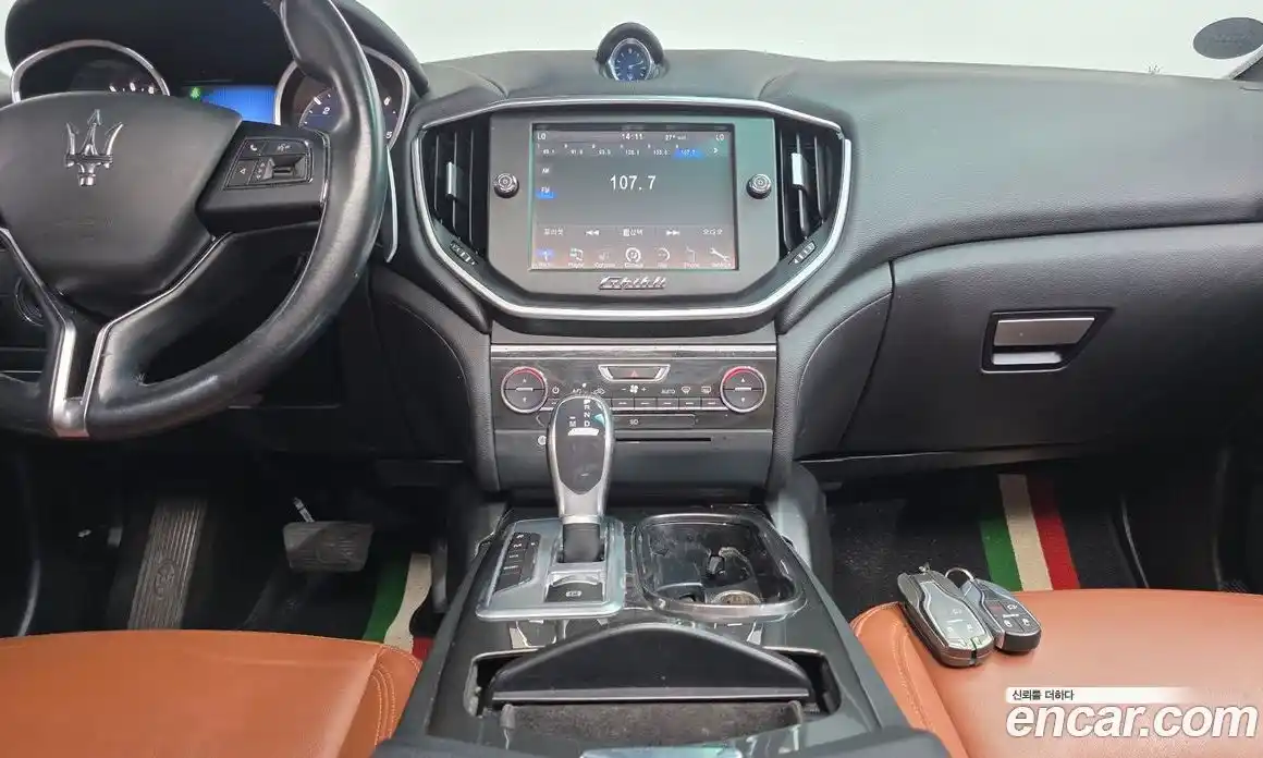 Maserati Ghibli 2014 3.0 гидро, фото 14