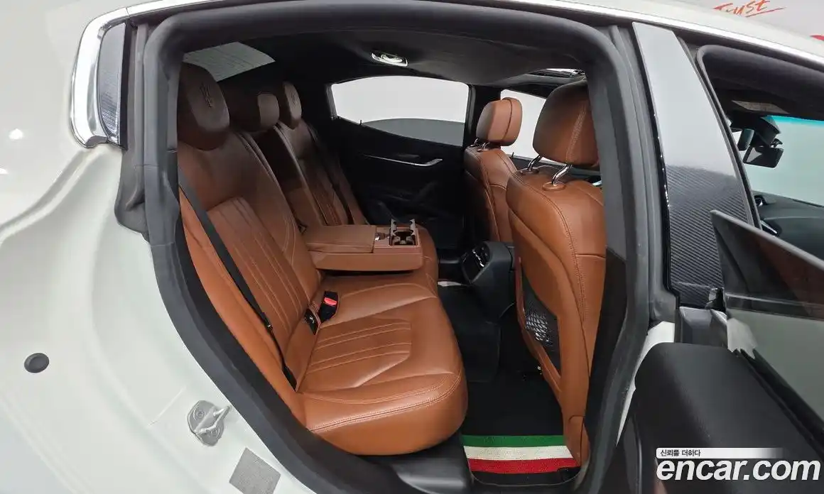Maserati Ghibli 2014 3.0 гидро, фото 18