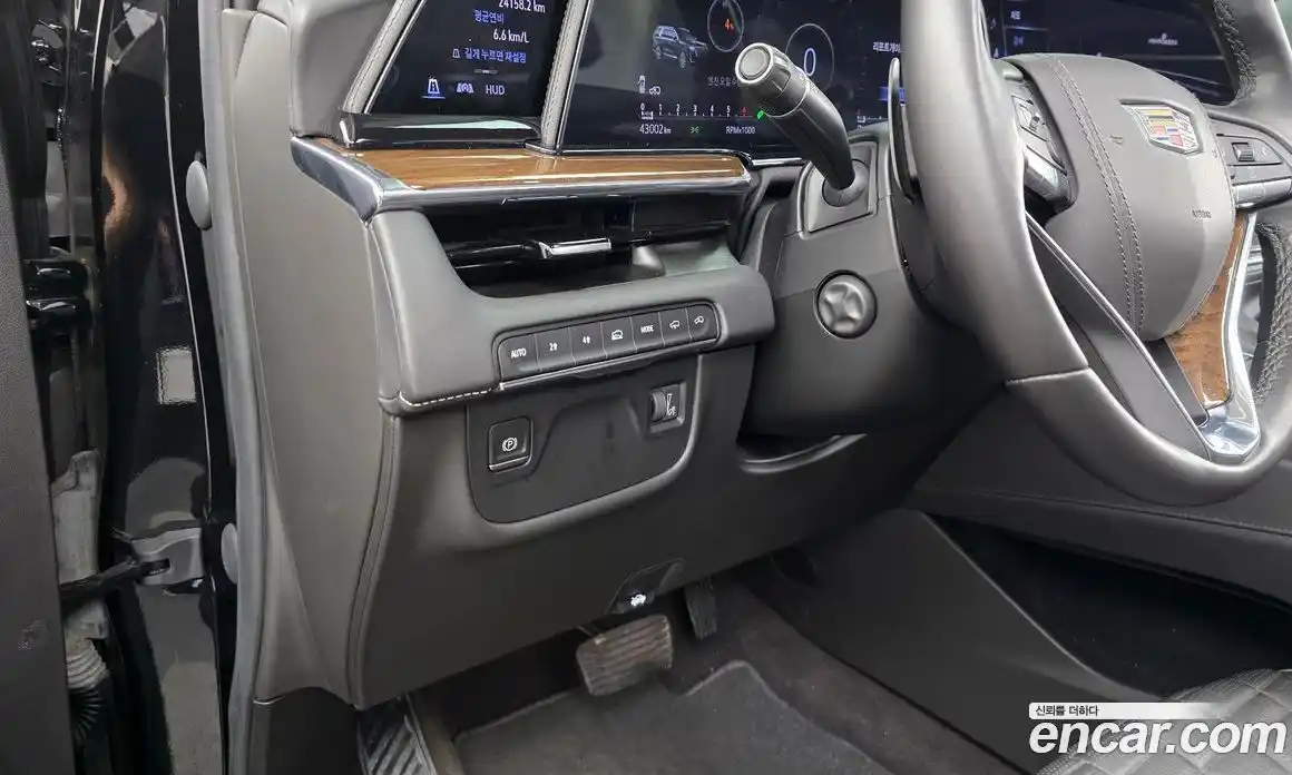 Cadillac Escalade 2023 6.2 гидро, фото 28