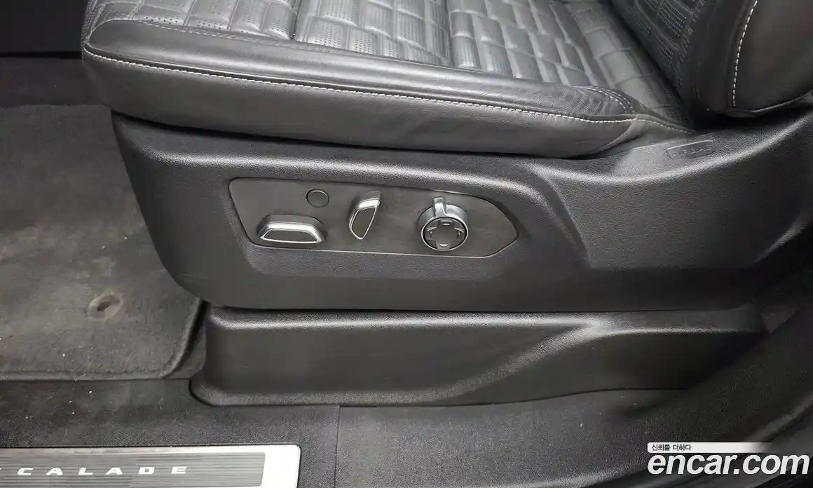 Cadillac Escalade 2023 6.2 гидро, фото 31