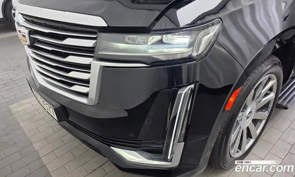 Cadillac Escalade 2023 6.2 гидро, фото 8