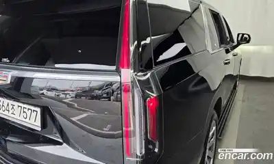 Cadillac Escalade 2023 6.2 гидро, миниатюра 9