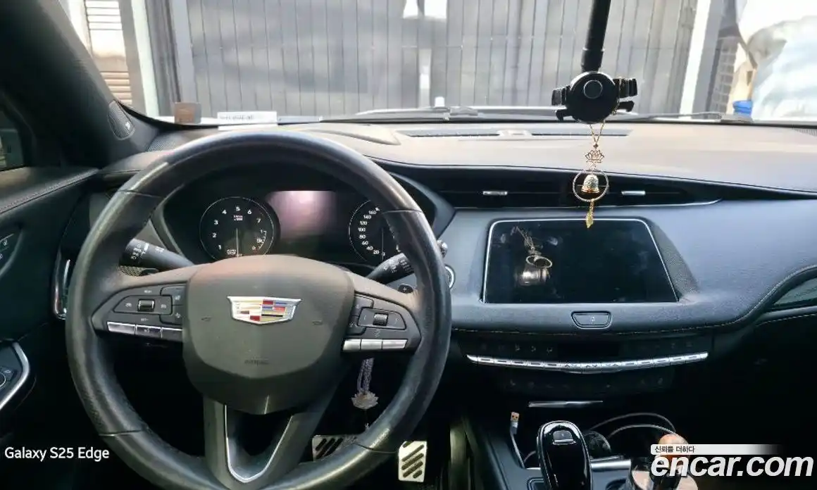 Cadillac XT4 2023 2.0 гидро, фото 11