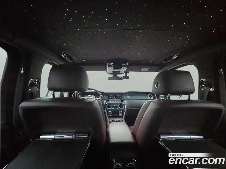 Rolls-Royce Cullinan 2022 6.7 гидро, фото 11
