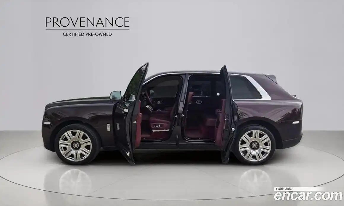 Rolls-Royce Cullinan 2022 6.7 гидро, фото 4