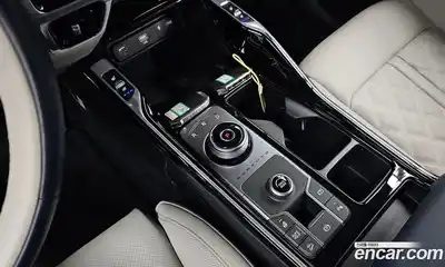 Kia Sorento 2023 1.6 автомат (гидро), миниатюра 9