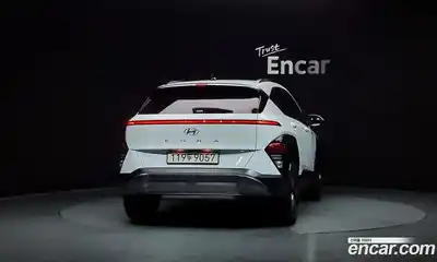 Hyundai Kona 2023 1.6 автомат (гидро), миниатюра 4