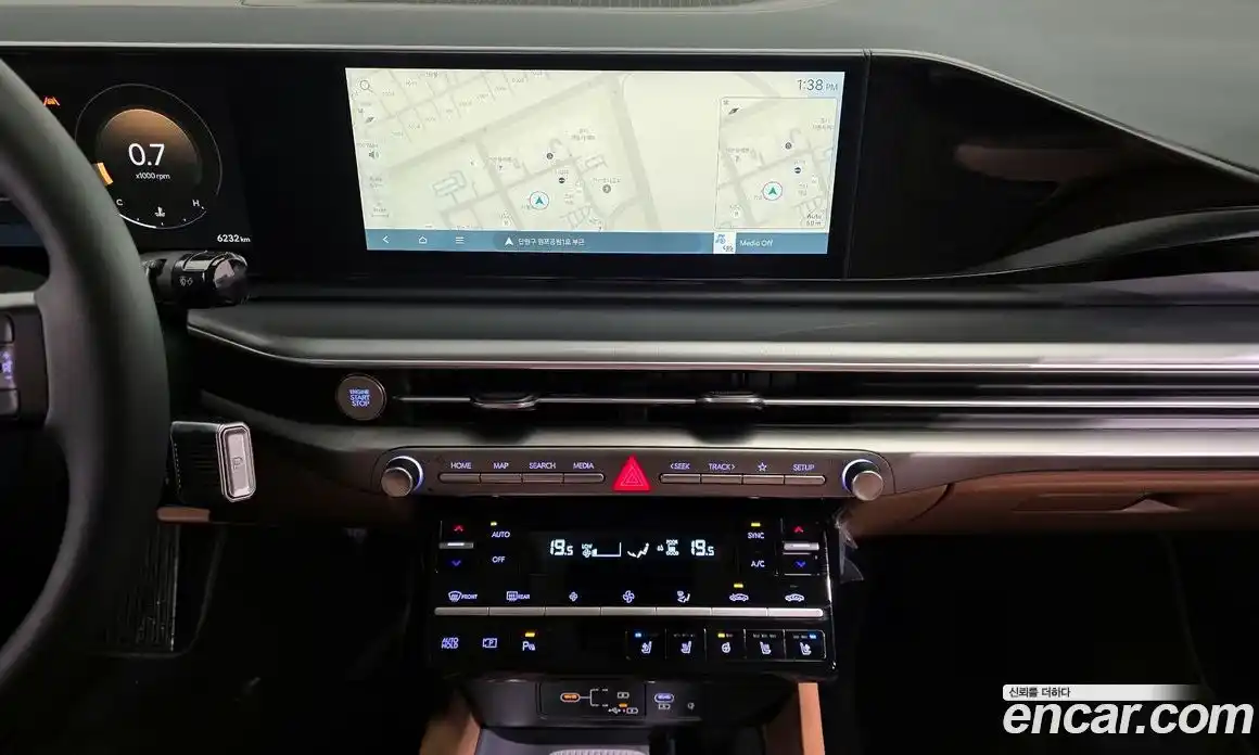 Hyundai Grandeur 2023 2.5 автомат (гидро), фото 19