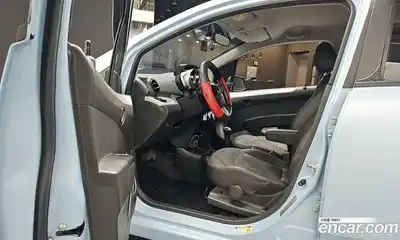 Chevrolet Spark 2014 1.0 автомат (гидро), миниатюра 10