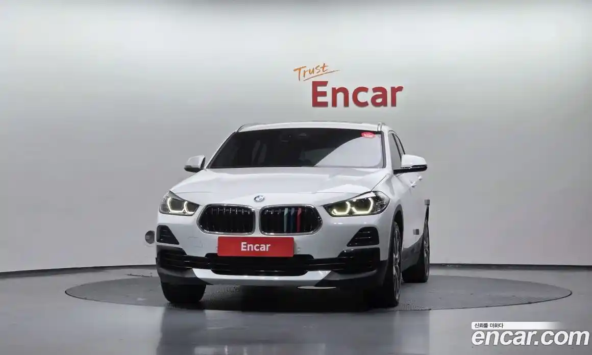 BMW X2 2022 2.0 автомат (гидро), фото 3