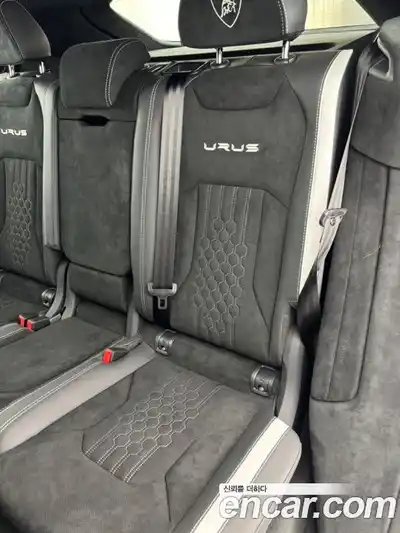 Lamborghini Urus 2024 4.0 гидро, миниатюра 3