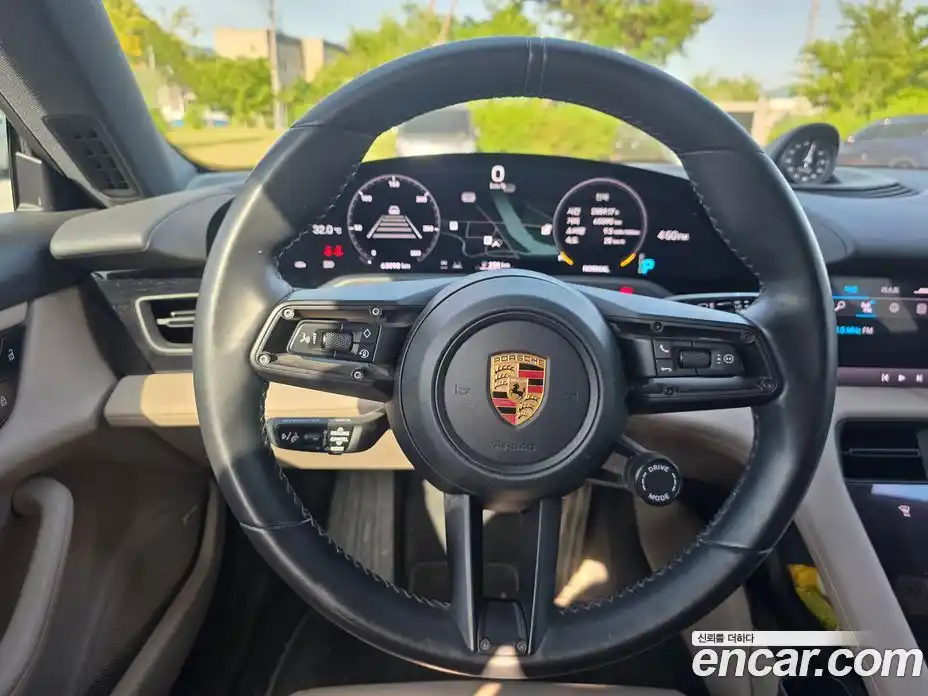 Porsche Taycan 2023 0.1 автомат (гидро), фото 7