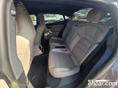 Porsche Taycan 2023 0.1 автомат (гидро), миниатюра 9
