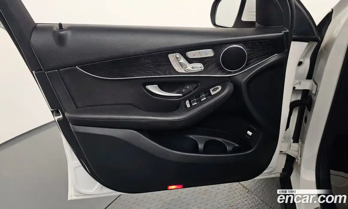 Mercedes-Benz GLC-Class 2019 2.0 автомат (гидро), фото 14