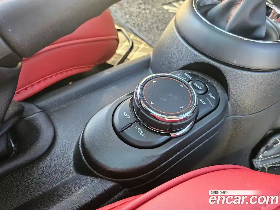 Mini Cooper 2018 2.0 автомат (гидро), фото 14