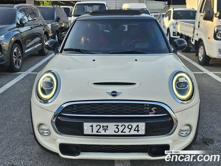 Mini Cooper 2018 2.0 автомат (гидро), фото 3