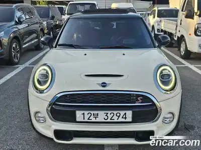 Mini Cooper 2018 2.0 автомат (гидро), миниатюра 3