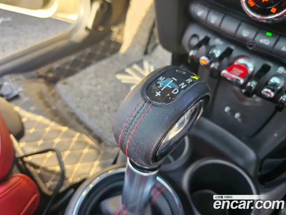 Mini Cooper 2018 2.0 автомат (гидро), фото 9