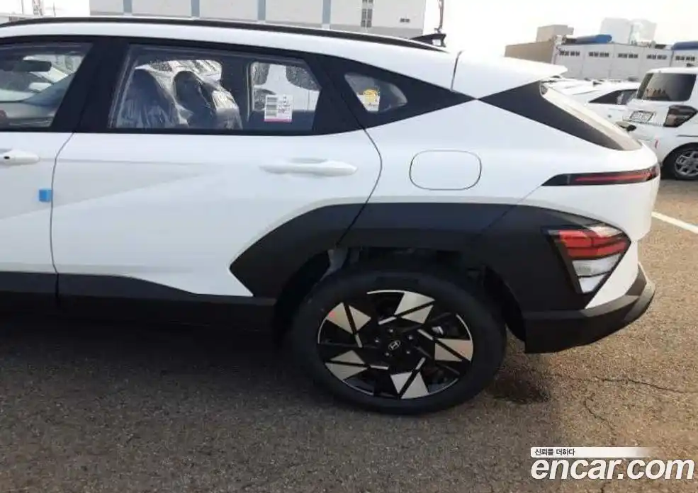 Hyundai Kona 2026 1.6 автомат (гидро), фото 9