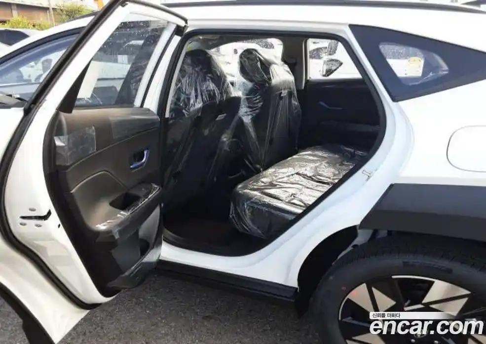 Hyundai Kona 2026 1.6 автомат (гидро), фото 10