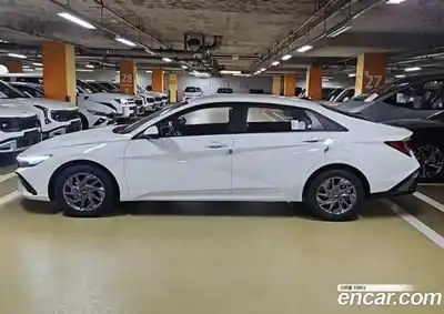 Hyundai Avante 2026 1.6 автомат (гидро), миниатюра 5