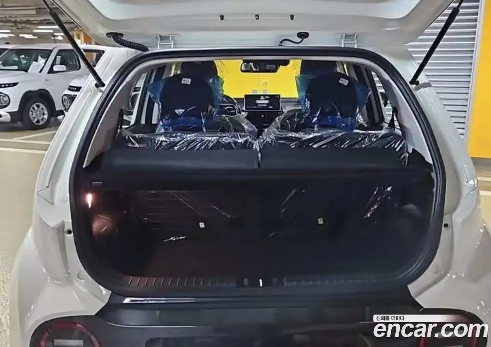 Hyundai Casper 2026 0.1 автомат (гидро), фото 9