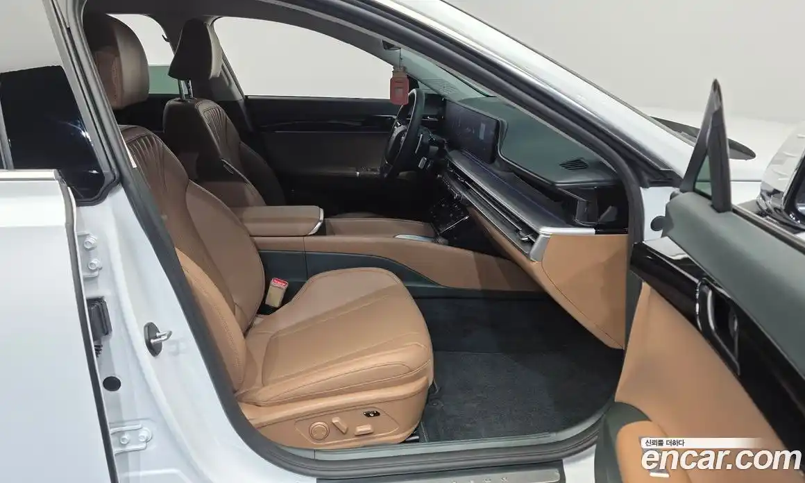 Hyundai Grandeur 2025 2.5 автомат (гидро), фото 17