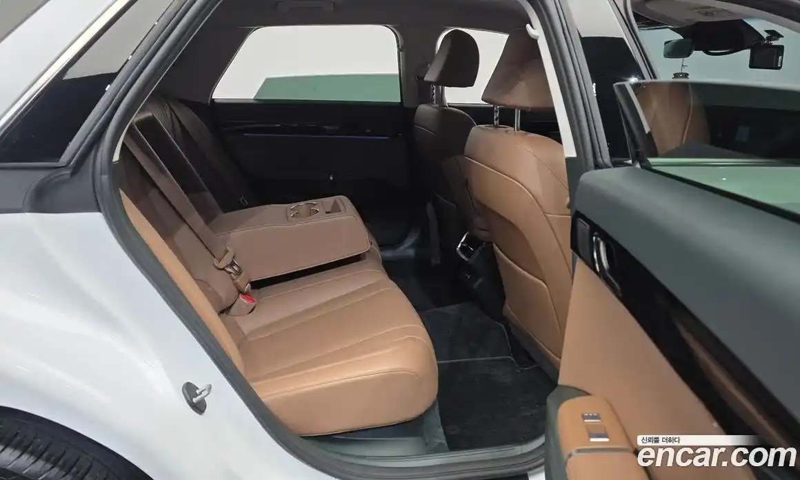 Hyundai Grandeur 2025 2.5 автомат (гидро), фото 18