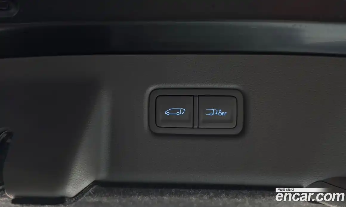 Hyundai Staria 2021 3.5 автомат (гидро), фото 24